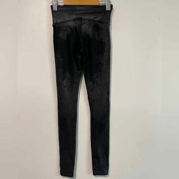 Spanx Women’s Shiny Faux Leather Leggings - Small - Picture 9 of 9